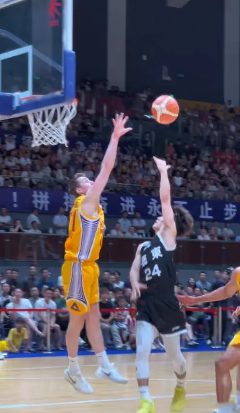 但是表现平, div, img 但是表现平, div, img